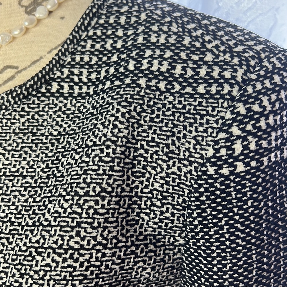 H&M Blazer - Picture 4 of 6